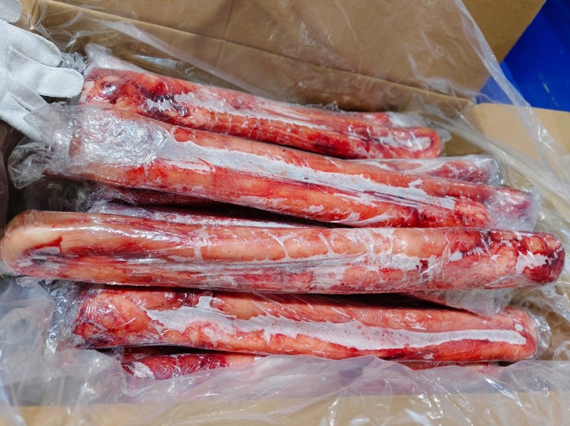 单独牛鞭，一点鞭根肉也不带，一根一个包装，一级新鲜度