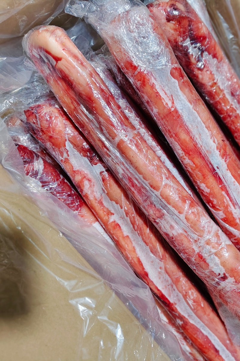 单独牛鞭，一点鞭根肉也不带，一根一个包装，一级新鲜度