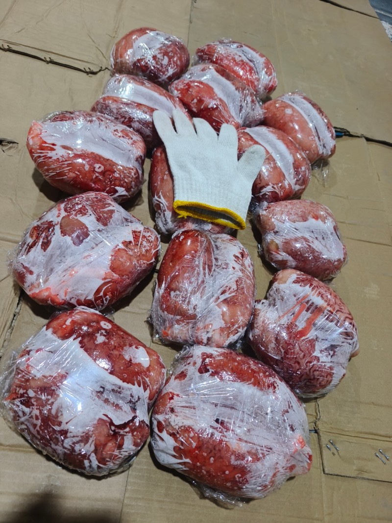 国产牛蛋精修去根，一包2个，一级新鲜度现货实拍，一手货源