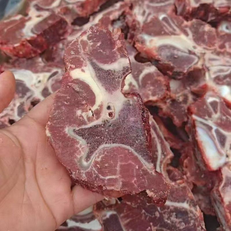 多肉牛脖骨