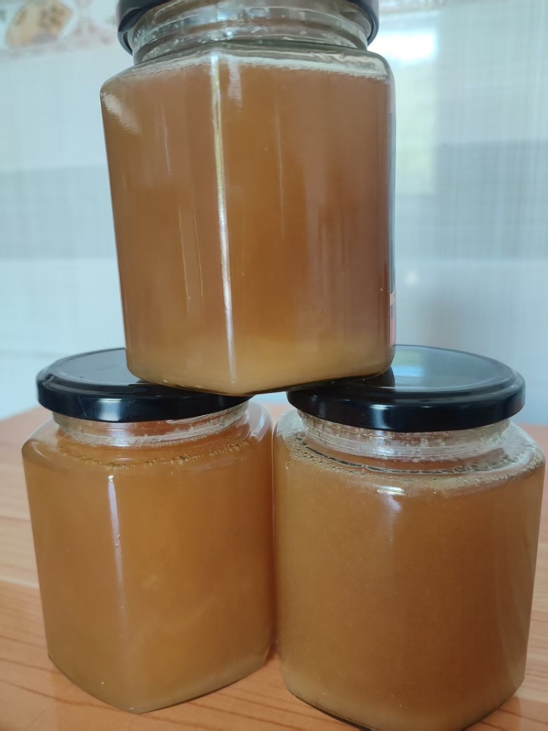 新鲜蜂蜜土蜂蜜量大质优价格优惠一手货源欢迎咨询采购