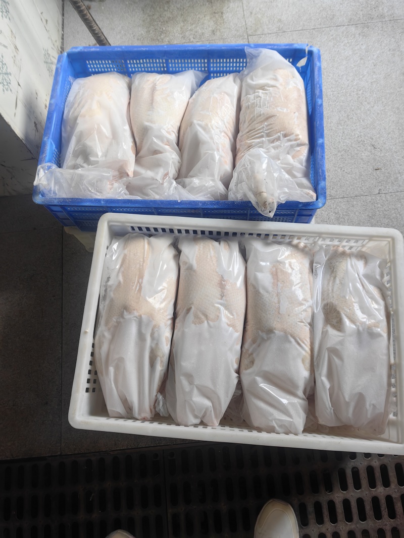 万燕精品鹅（烧鹅）