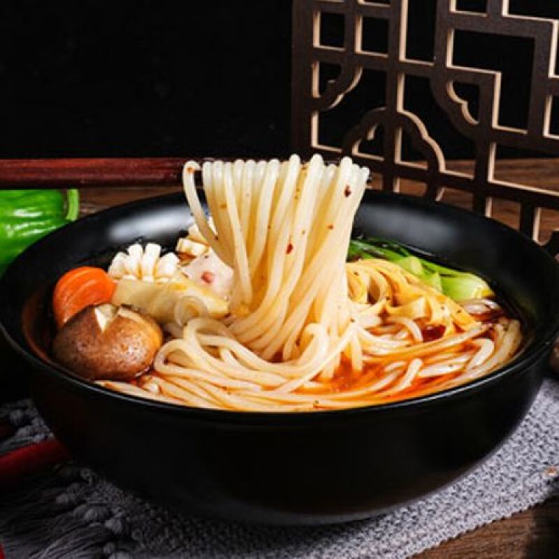 正宗过桥米线带料包东北大米制作砂锅米线