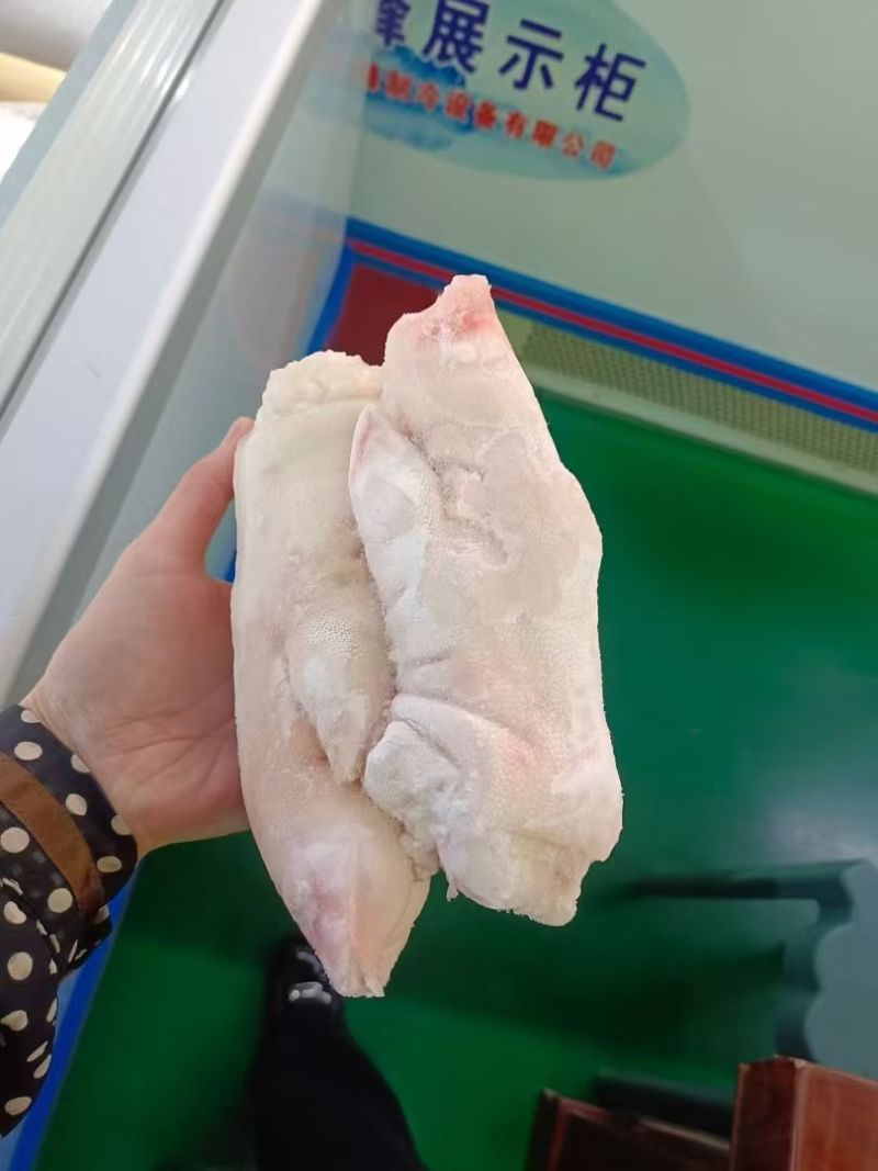 雨秀一级纯干前蹄，猪蹄毛处理的非常干净，都是国产蹄。
