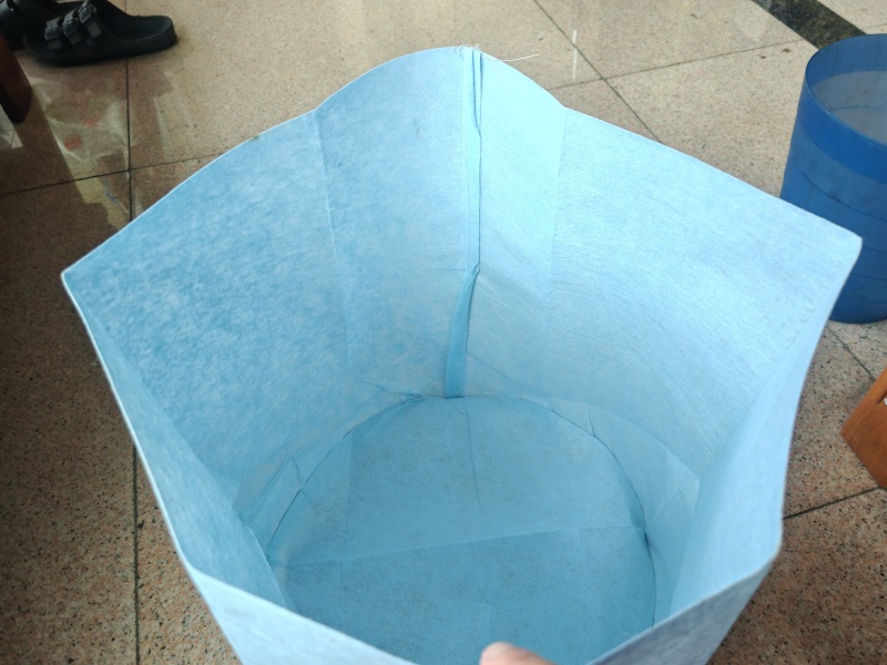 半价处理种植袋一批。