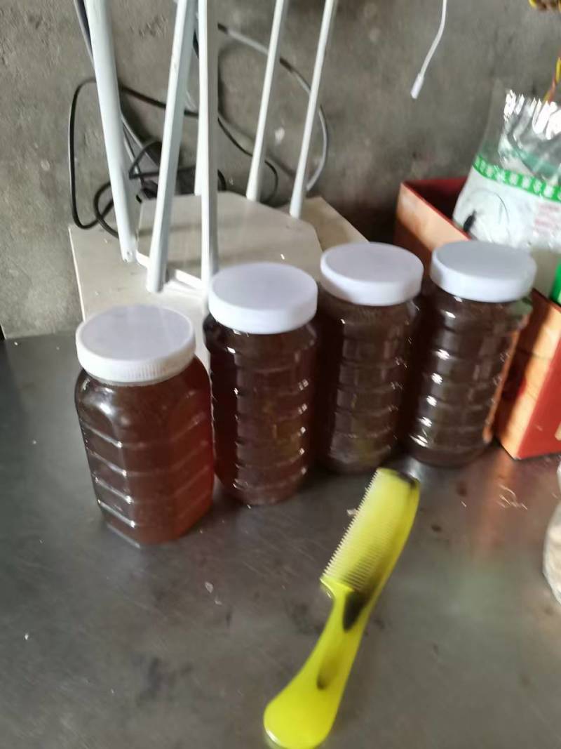 蜂蜜，纯的，假一赔三，顺丰包邮，一瓶1千克二斤装