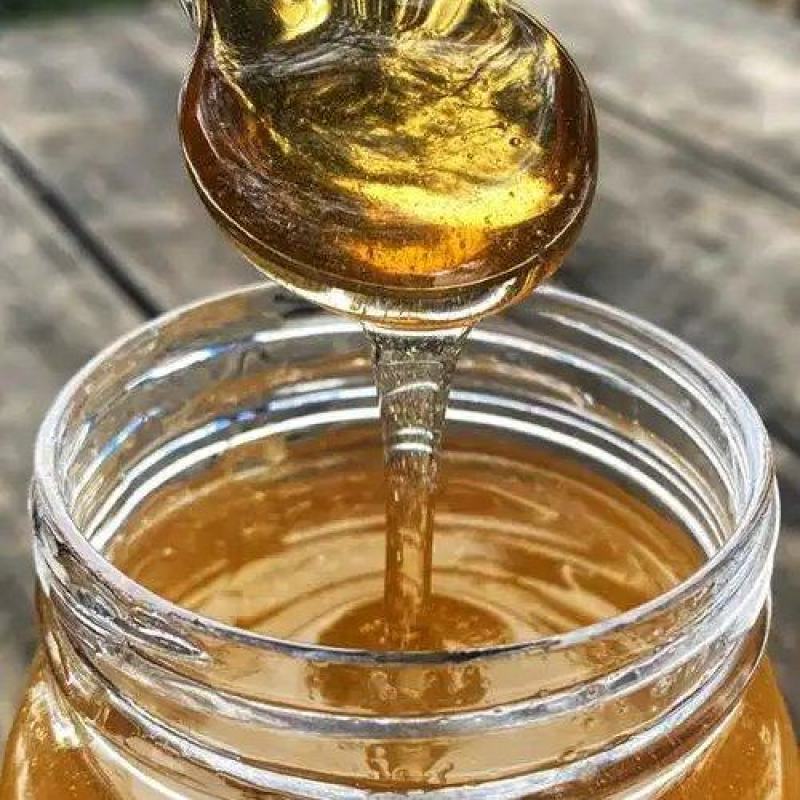 波美度42的精品土蜂蜜，山区养殖，蜜蜂自己采集蜂蜜收成。