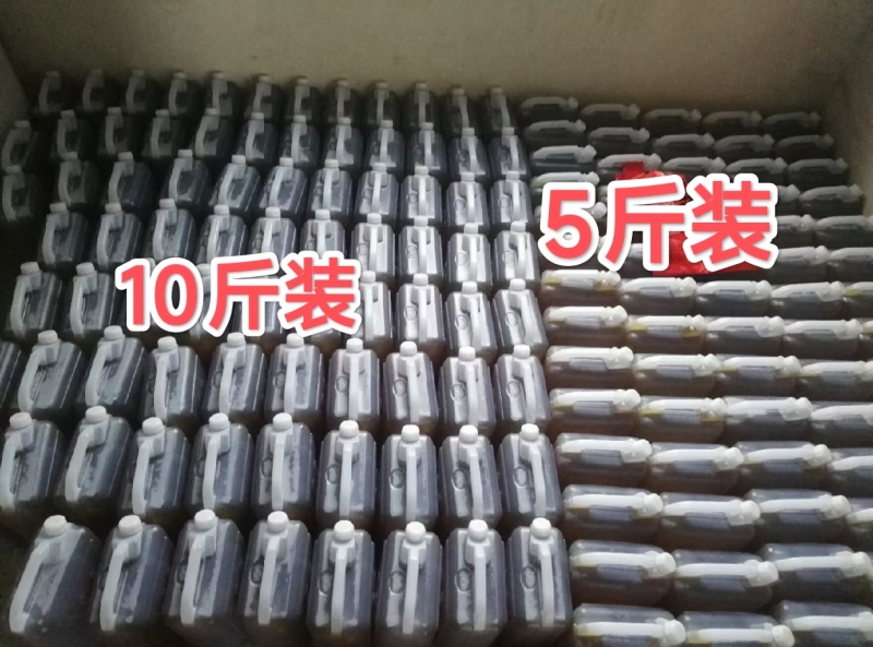 农家自种炒熟榨花生油，方桶规格10斤，5斤，圆瓶1斤