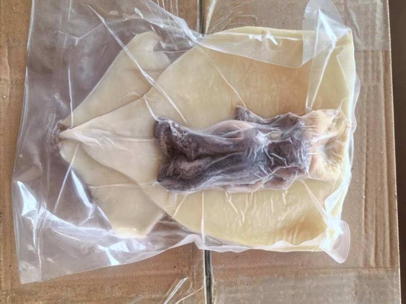 鱿鱼开片带头，单冻扒皮原汁原味