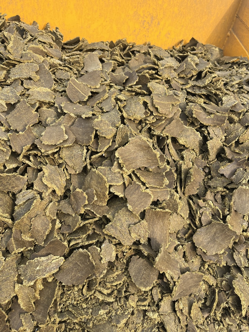 棉籽饼上地施肥专用含有多种微量元素可以有效改善土壤结构