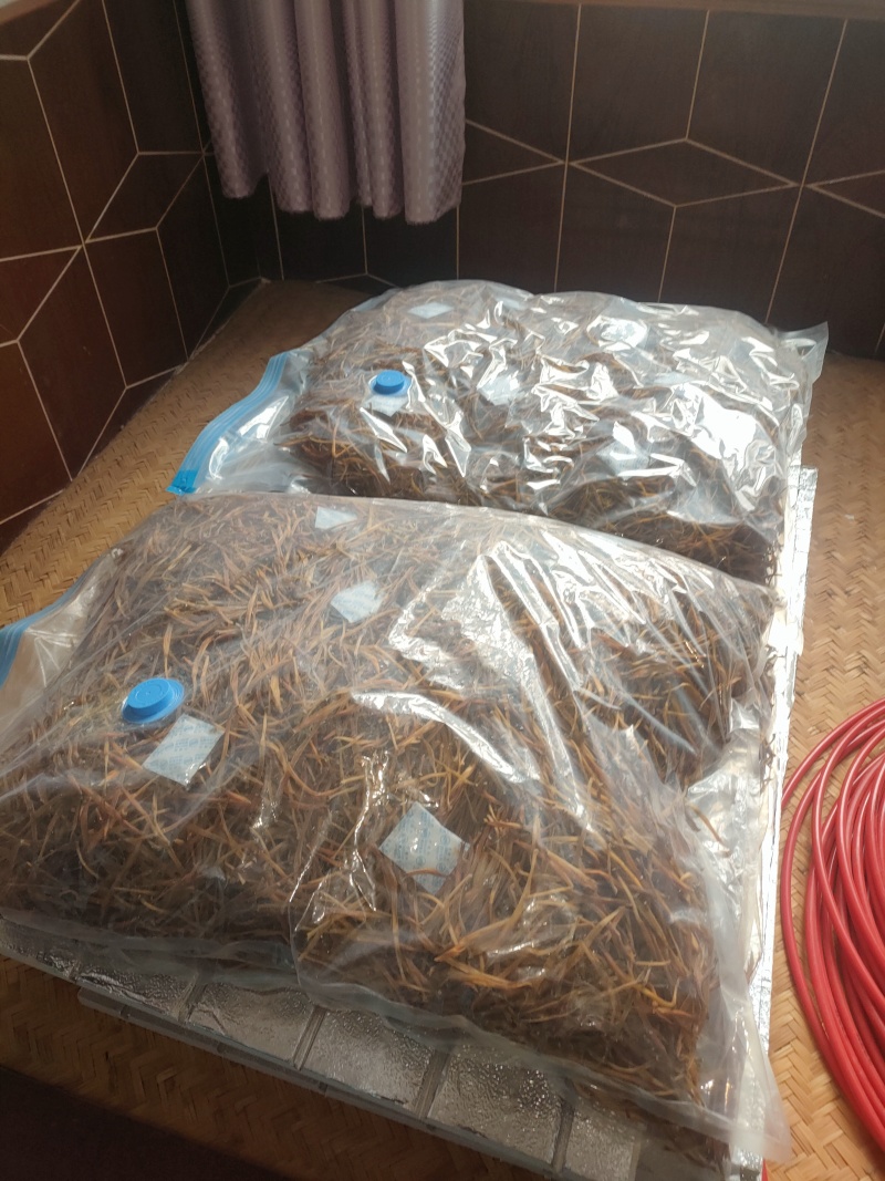 黄花菜干陕西地区纯天气优质蔬菜