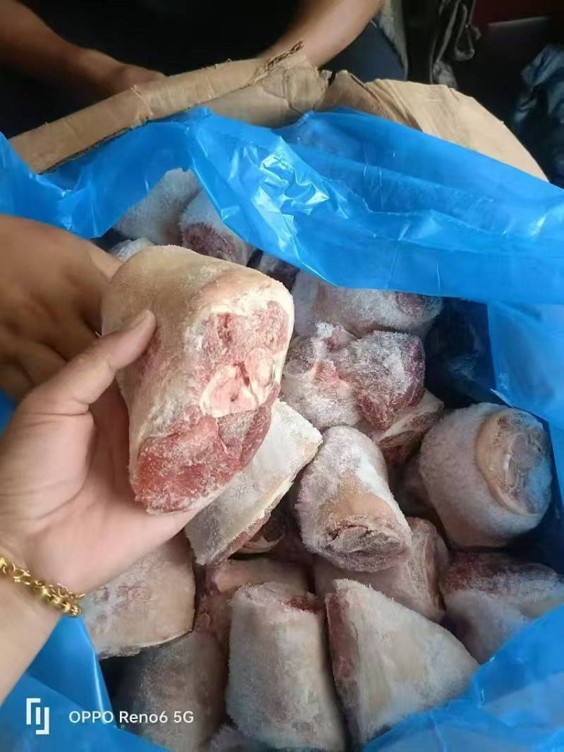 网红带皮小肘子，含肉率高，回购率。高品质好货