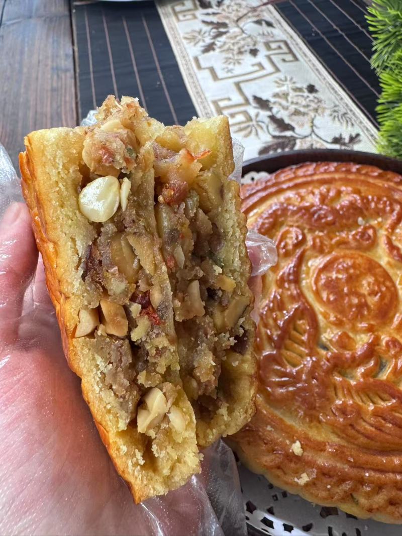 五仁大月饼