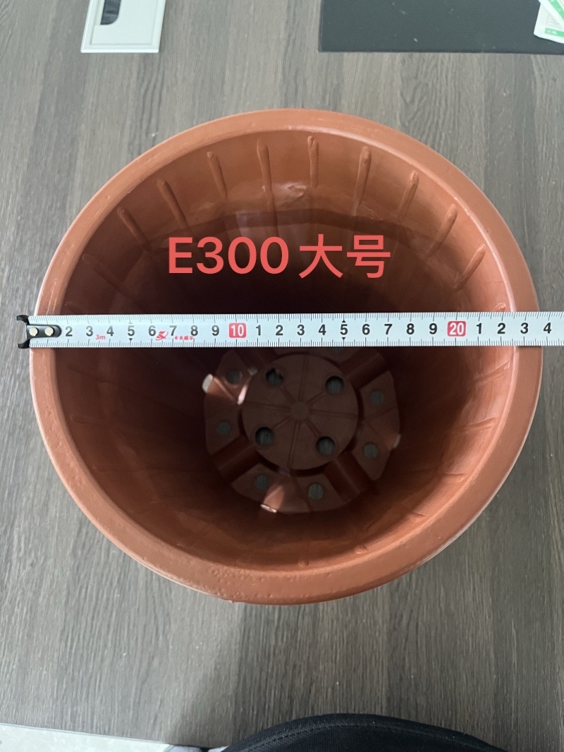 E型角盆：添加抗老化原料柔韧性强平安树绿宝专用盆