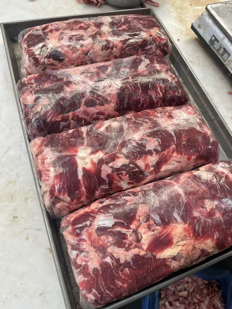 肋骨牛碎肉这款牛碎肉适合馅子牛肉肠调理肉片纯干