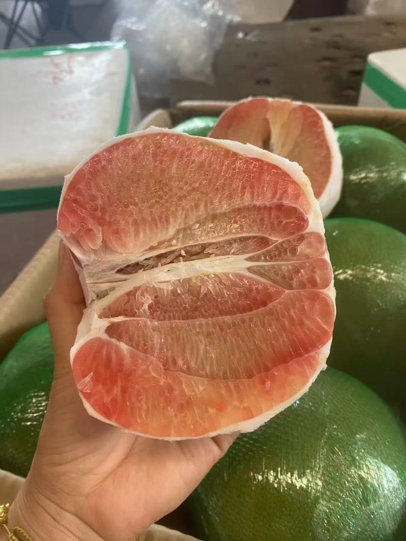 青皮红心柚汁多甜口