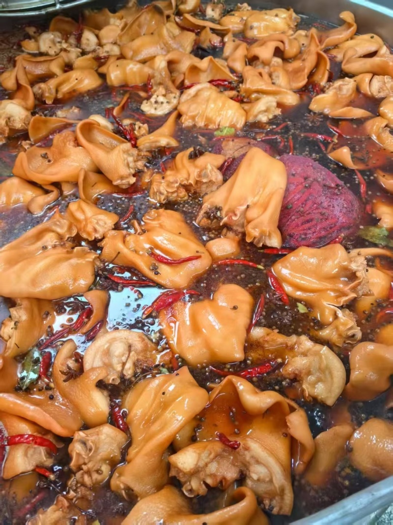 【猪头肉】五香猪耳朵开袋即食加热可用