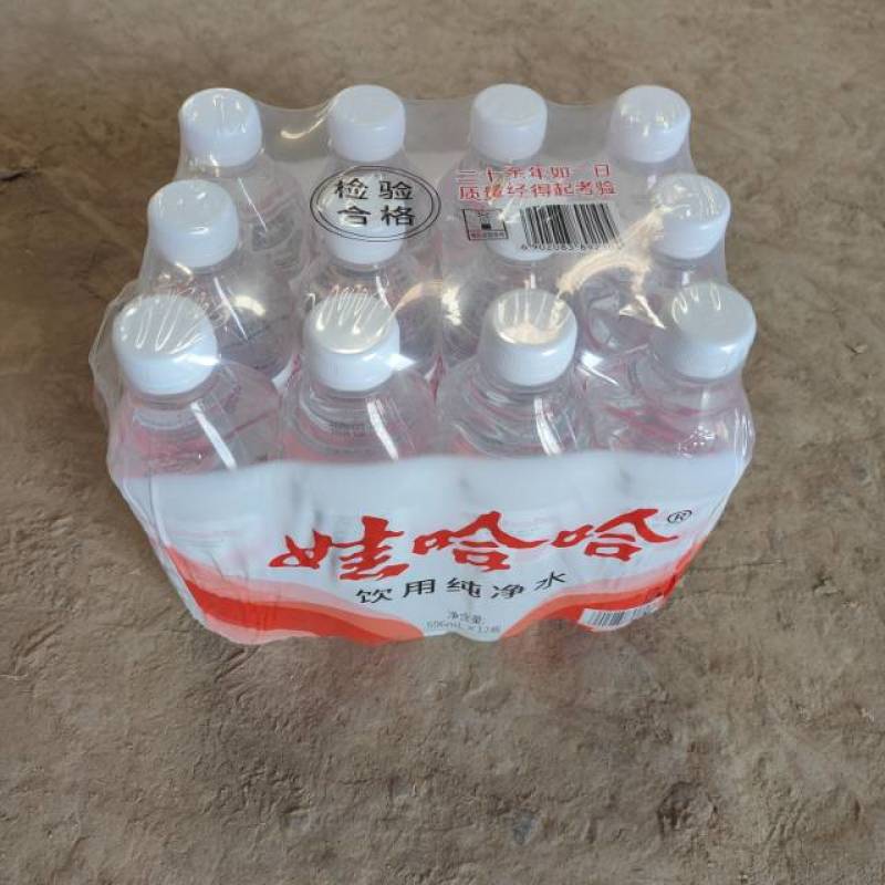 娃哈哈塑包纯净水12瓶×596ml