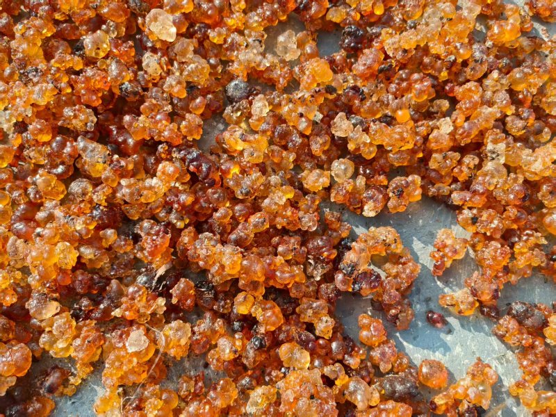 天然桃胶，黑红颗粒，