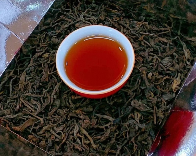 2008年老茶宫廷古树普洱茶勐海熟普熟茶饼老茶头礼盒装