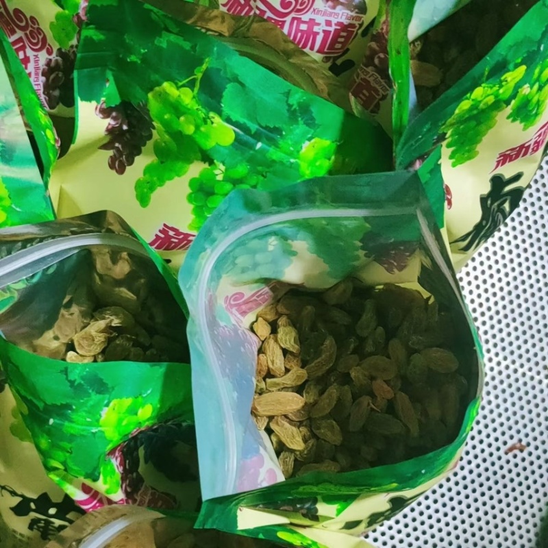 新疆吐鲁番葡萄干甜品用奶茶用食品级工厂发货