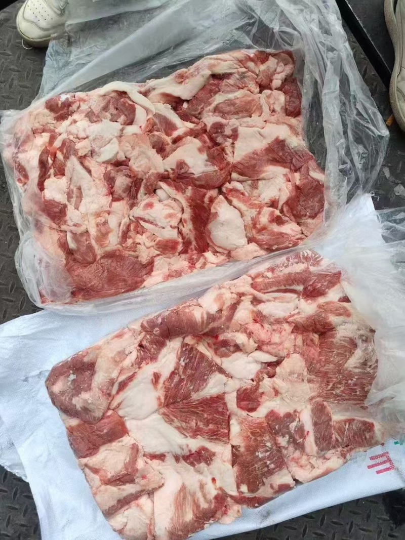 出售:肥猪倒四六鲜品分割厂家直销