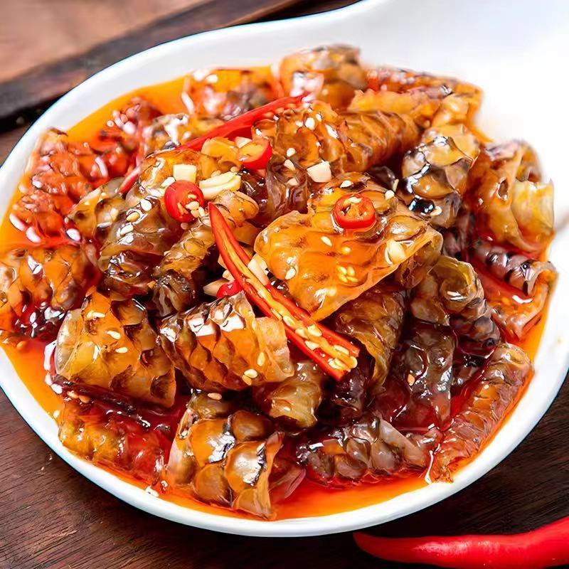 红油鱼皮卷泡椒鱼皮香辣零食即食下酒菜凉拌菜爽脆Q弹凉拌批发