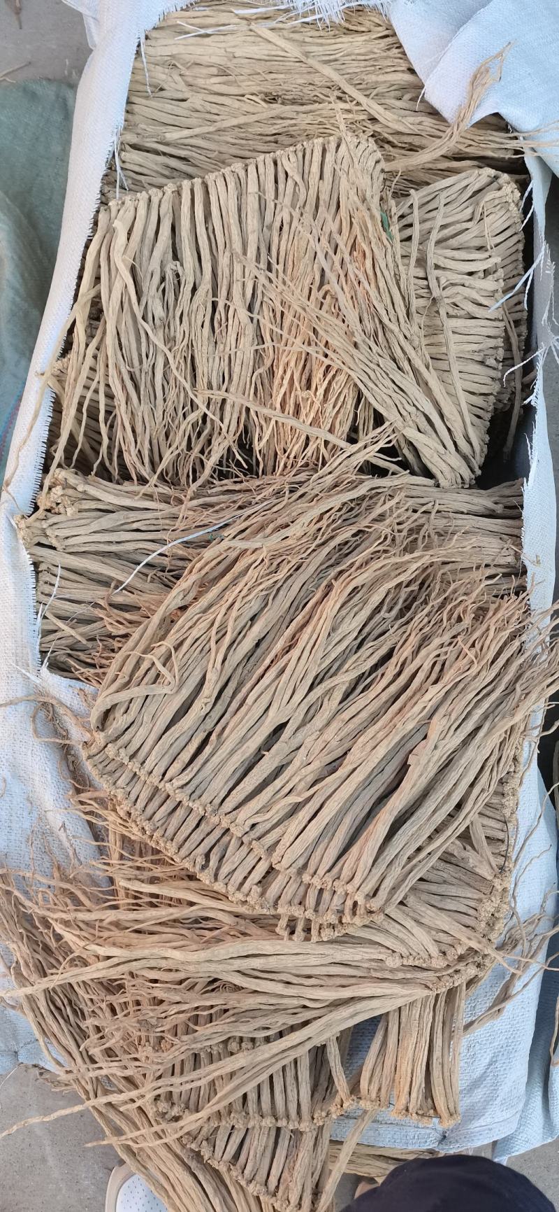 甘肃定西大中小货白条党参
