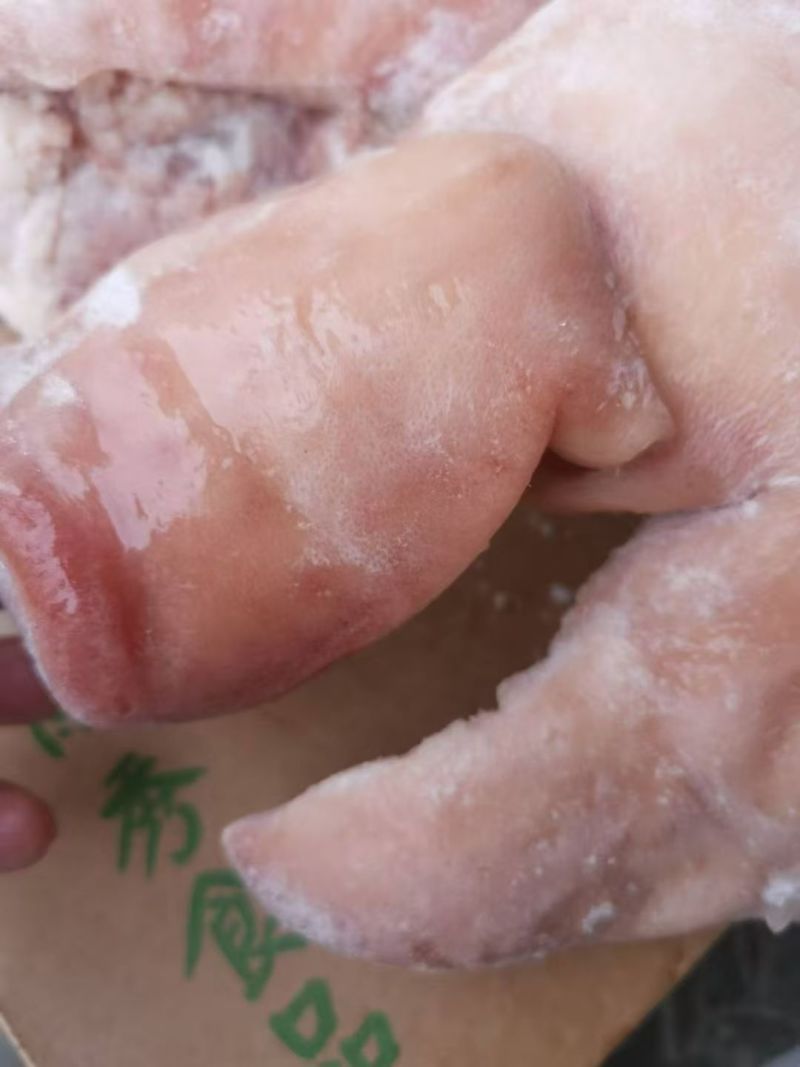 雨秀猪头肉，干净无毛品质非常好，能和雨秀比较品质的厂家不