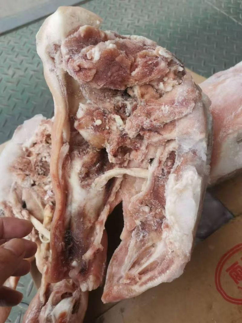 雨秀猪头肉，干净无毛品质非常好，能和雨秀比较品质的厂家不