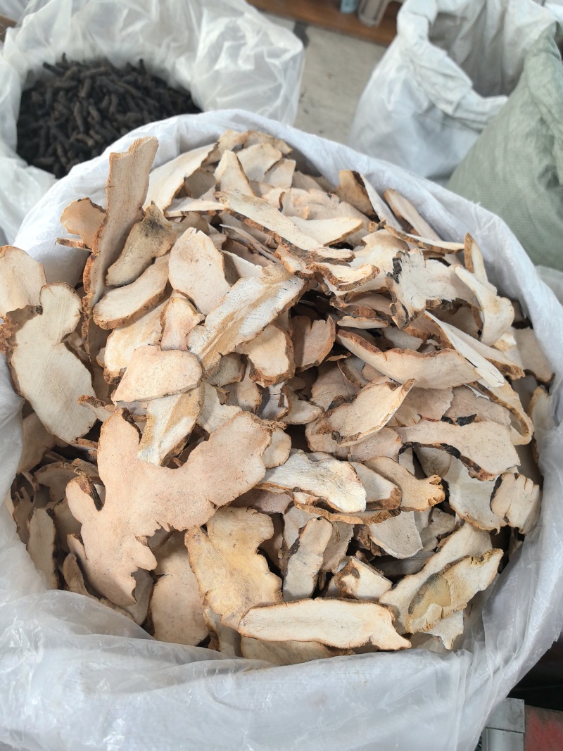 进口土茯苓大白片广州产地供应白肉粉质不苦十年销量