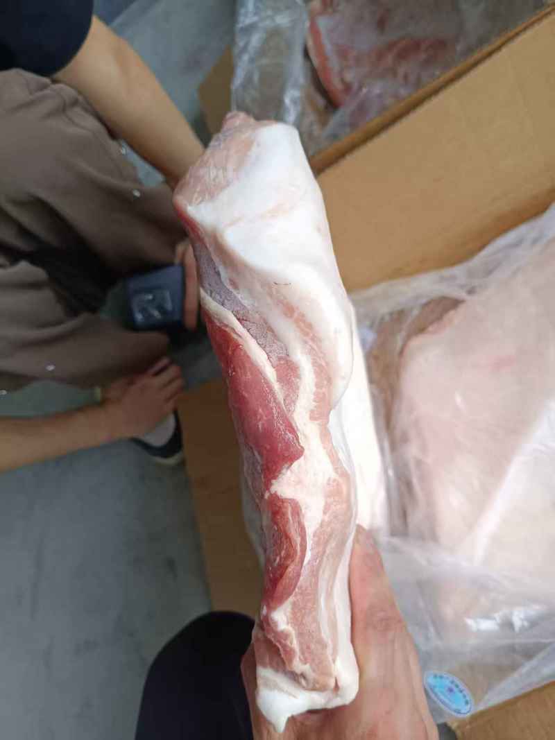 领汇去皮大五花