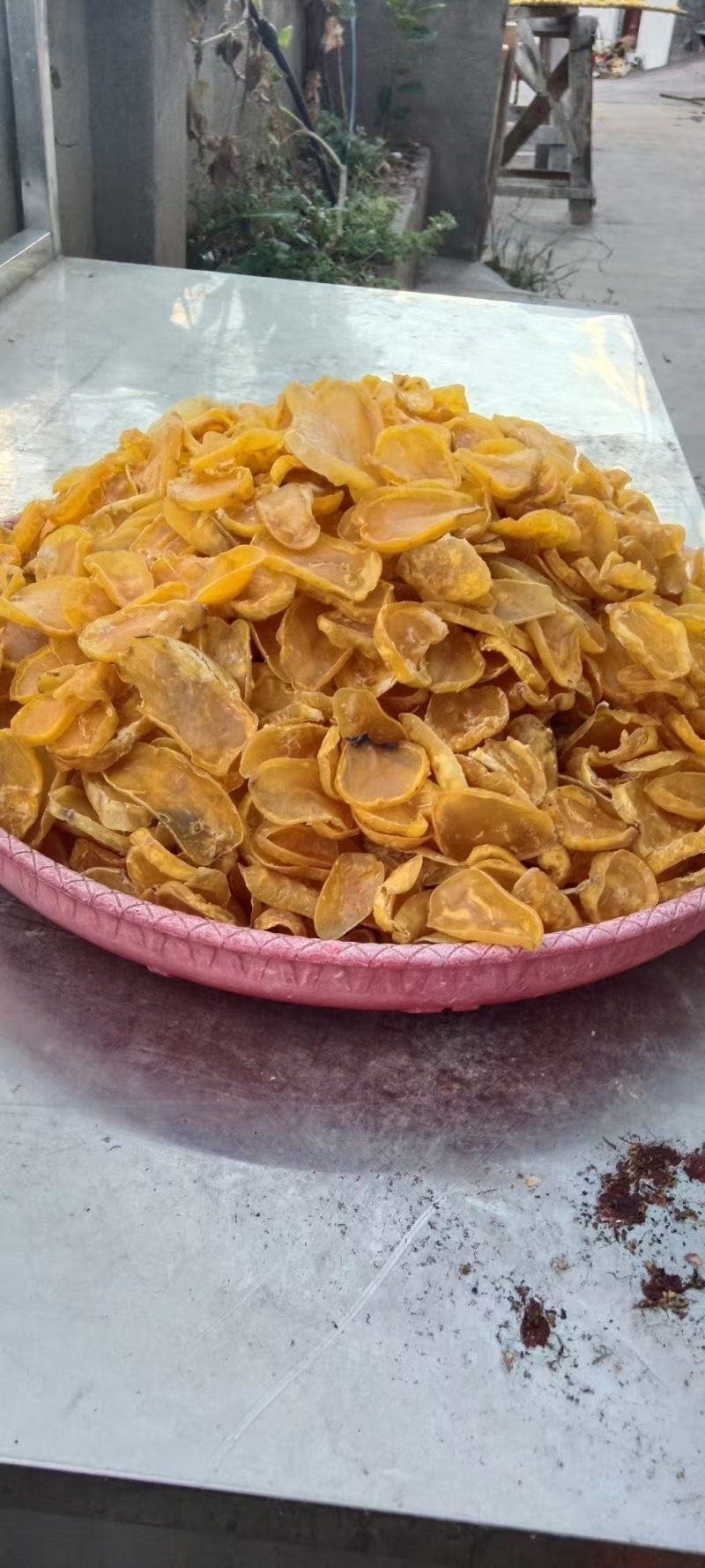 干洋芋果，大量有货欢迎新老客户前来合作，量大优惠