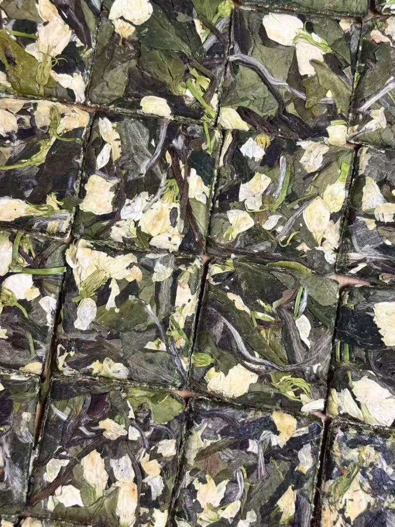 2025年茉莉花牡丹饼干，口感清醇甘甜，花香浓郁