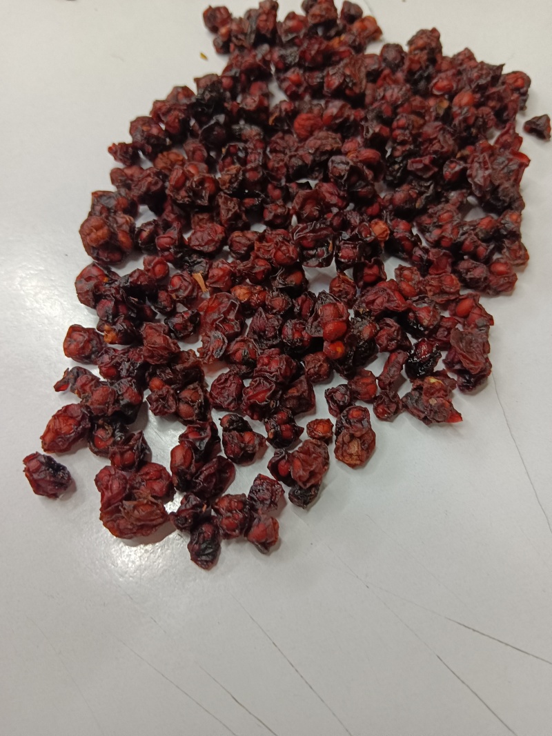 北五味子现货质量很好做工精细新货颜色红包邮