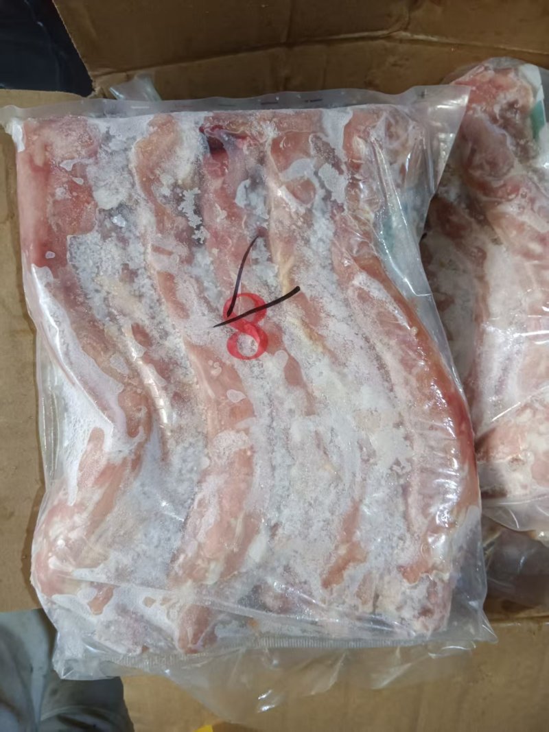 二级鸭脖有10吨
