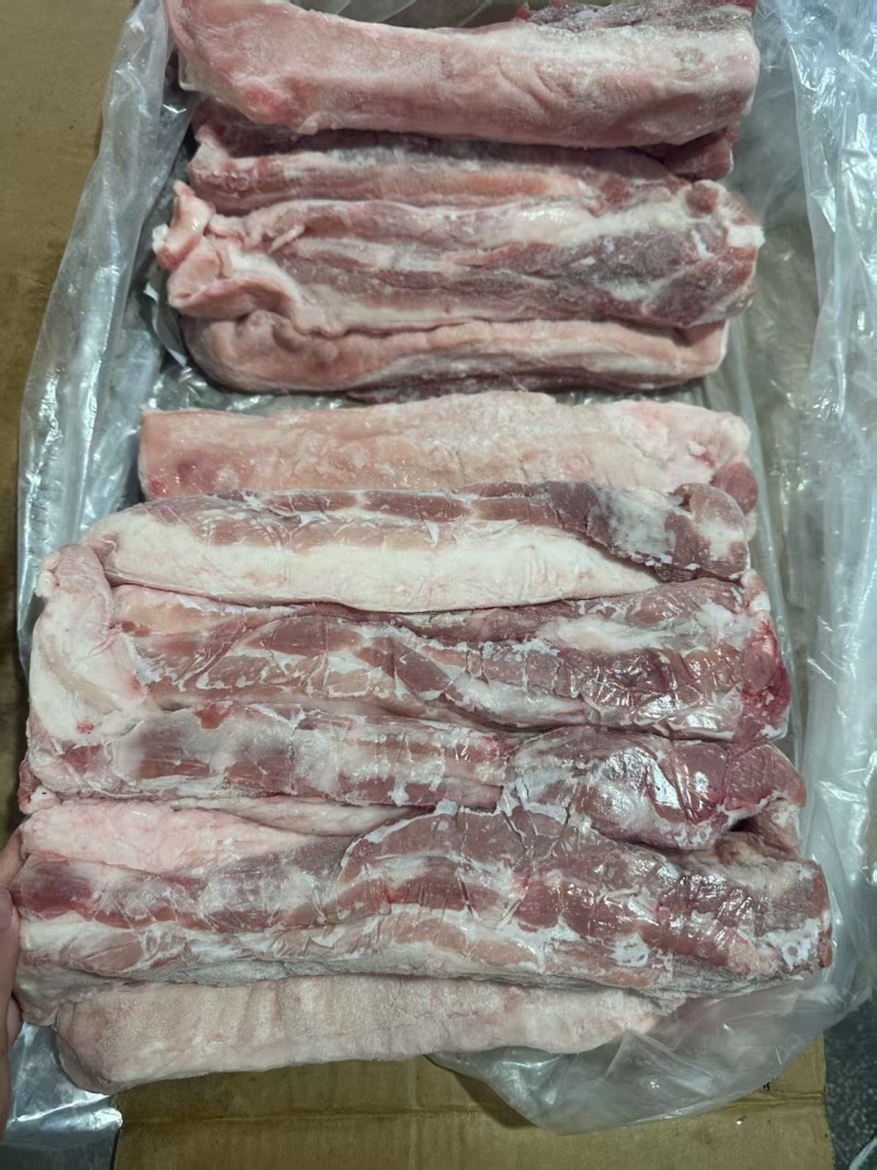带皮五花肉条10吨新货