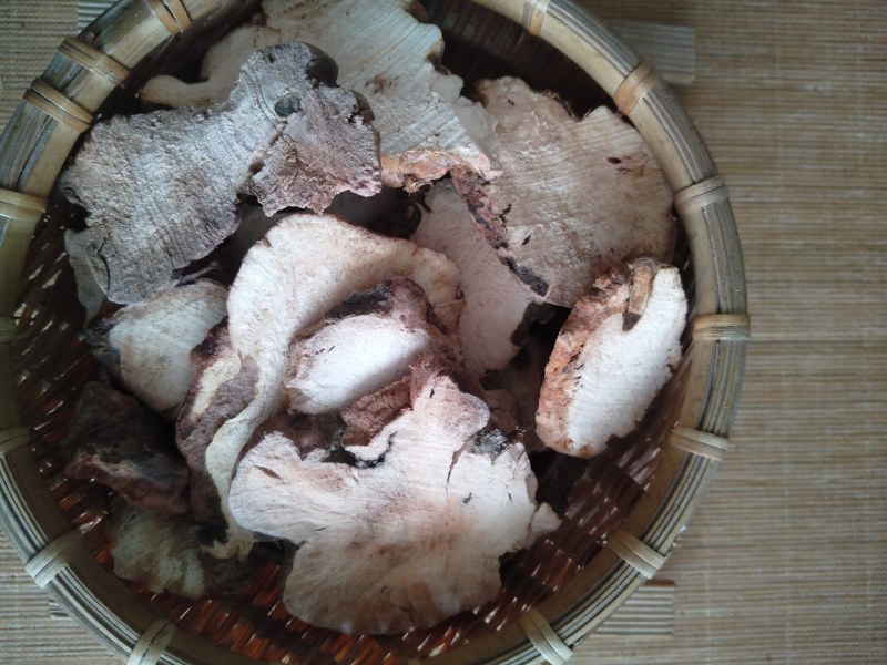 土茯苓（粉质）煲汤煮水
