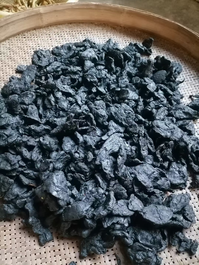野生黄精片，软糯香甜可口，喜欢的联系我保质保量全国发货