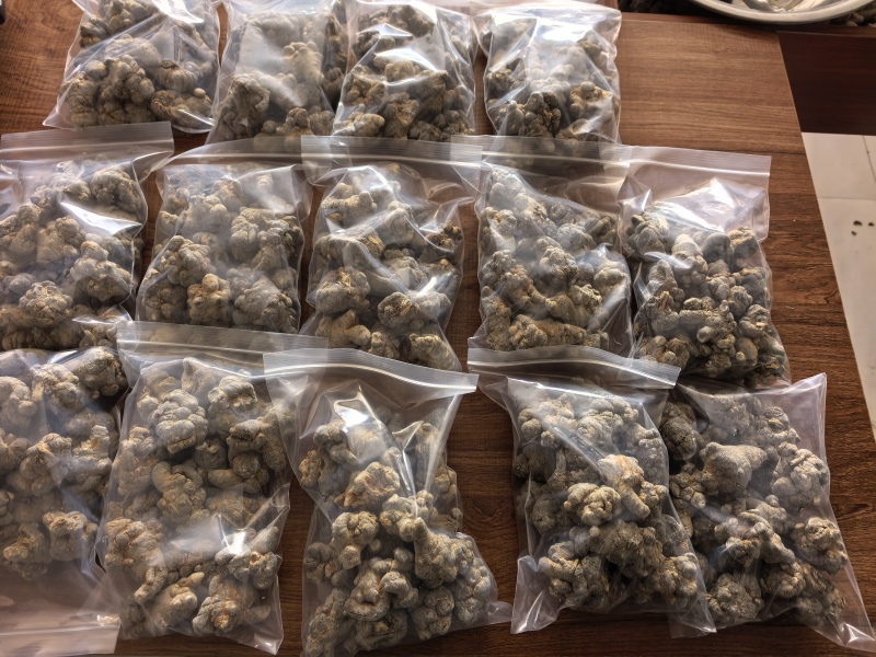 带帽20头足干货，正宗云南文山平坝三年生足干20头带帽七