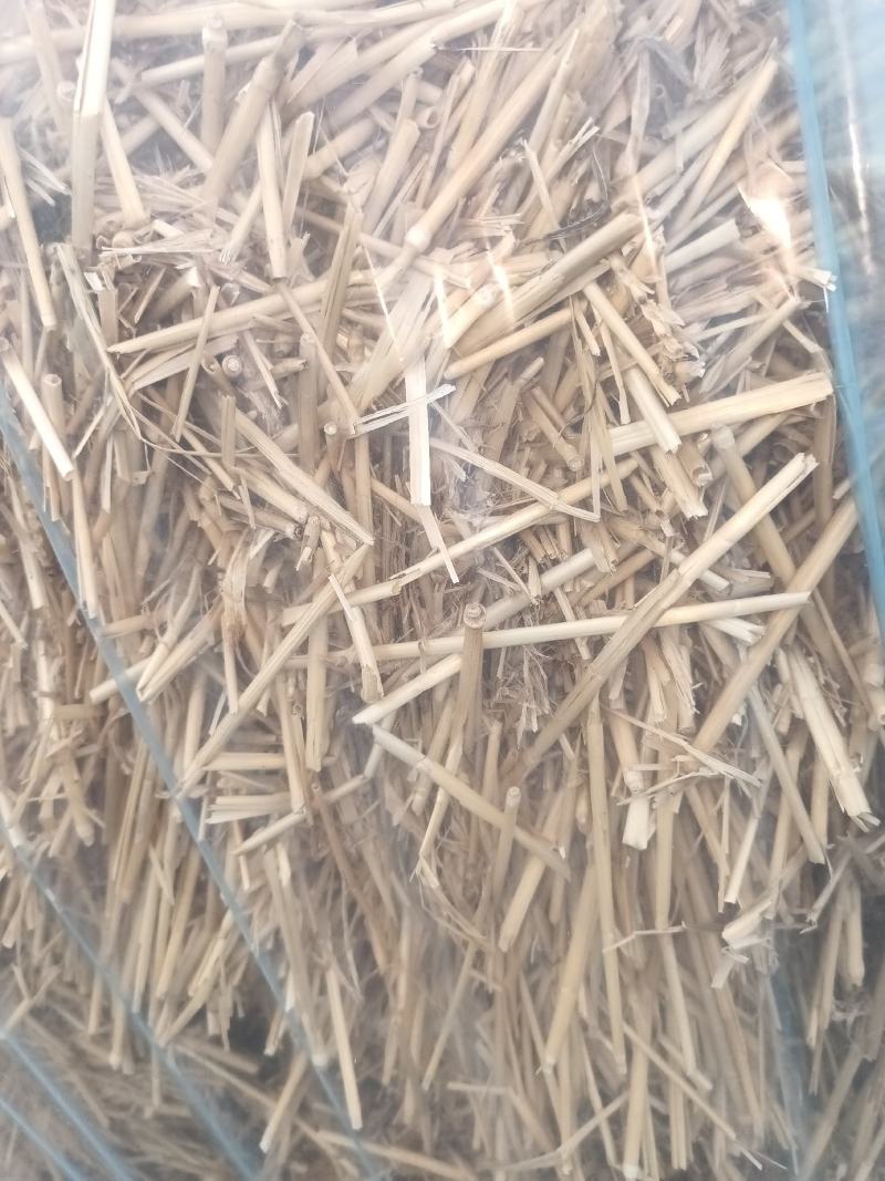 麦秸秆原草