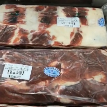 肥牛三号，纯干原切，肉块整齐不碎，自然油不肥，涮锅必备。
