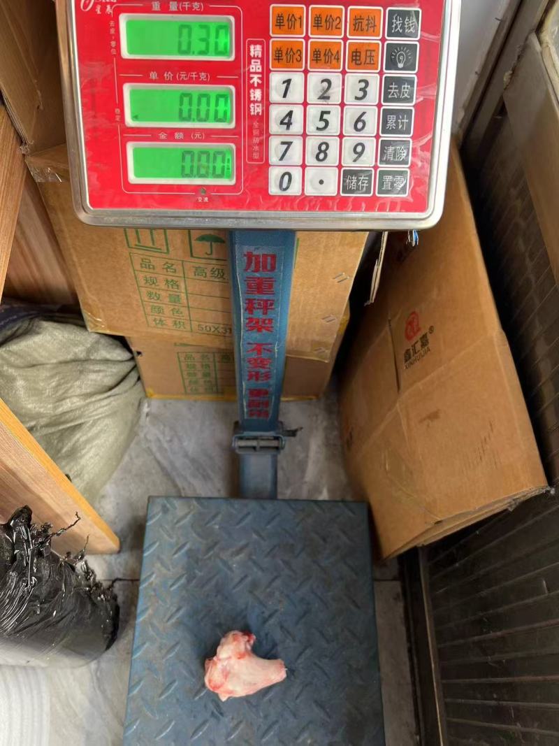 产品名：去拐s骨，汤骨规格：10kg猪源：国产