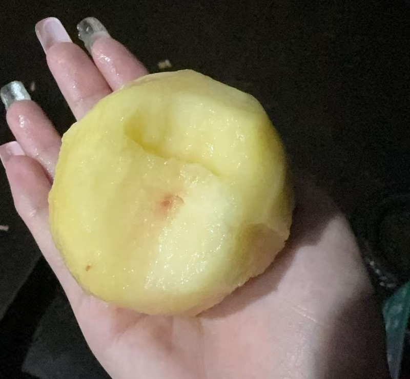 奉化水蜜桃有需要的吗2.5一斤3-4两接超市批发最后几天