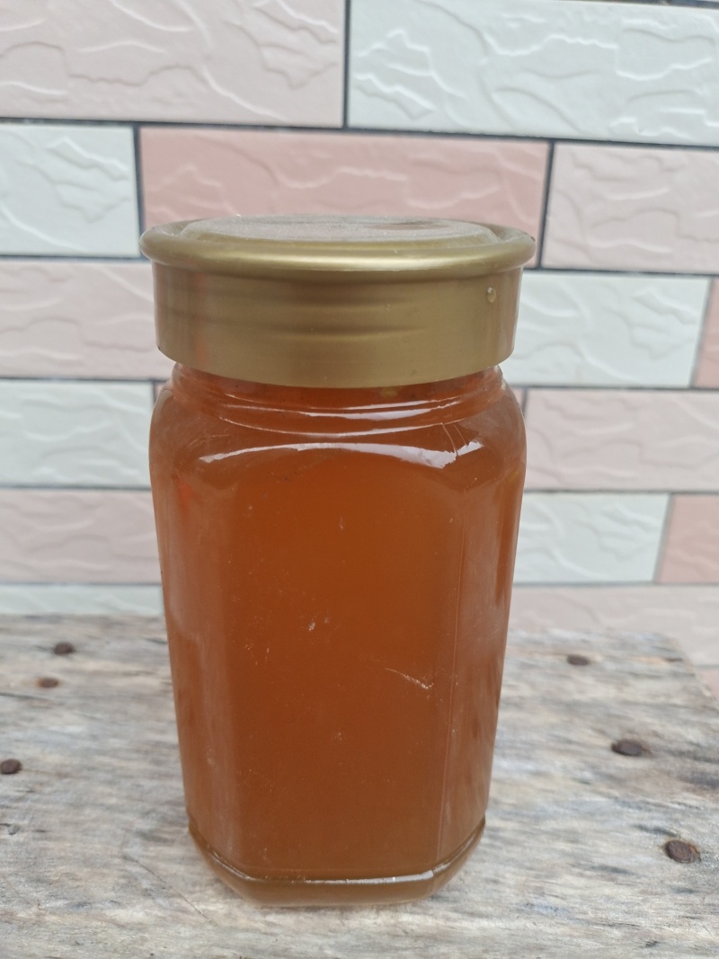 蜂蜜中锋蜂蜜，50斤起发不含运费，自家土蜂蜜，波密度42