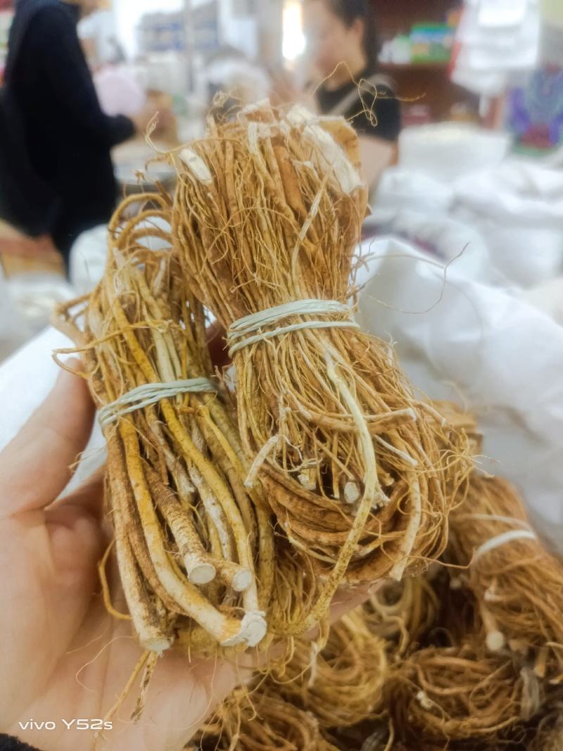 五指毛桃各种中药材，名贵药材能备药材，中药我们只做正品，