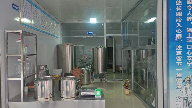 农家菜籽油，色泽红润油质上等，现榨现发长期供货，欢迎咨询