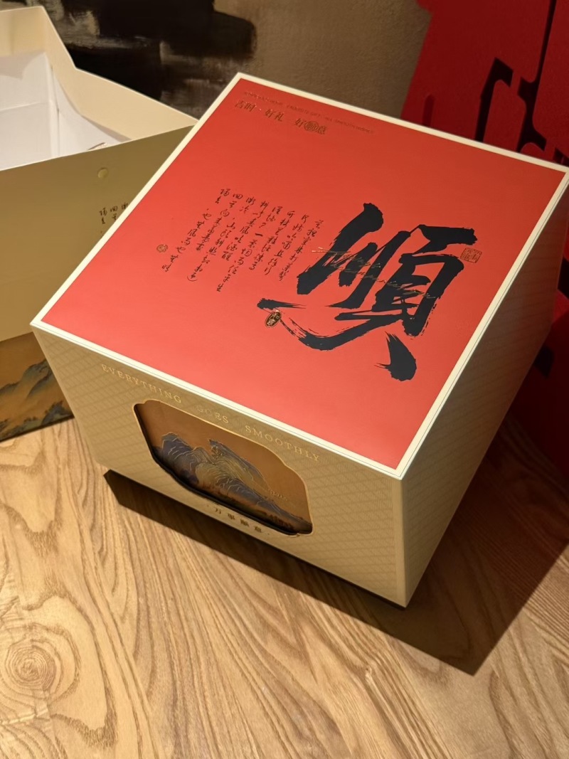 燕窝滋补礼盒红参鹿茸石斛西洋参进口燕窝五拼礼盒送礼大气