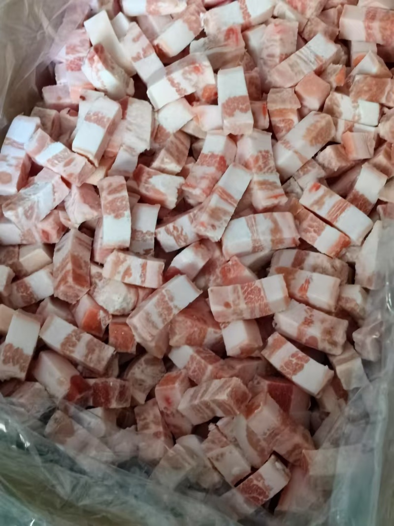 五花肉块，五花肉片，带皮