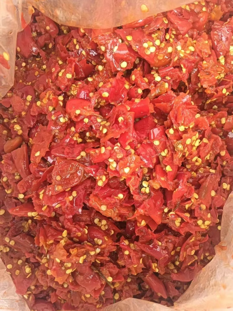 辣椒酱，金塔辣椒酱，腌制辣椒，发市场，打酱均可，一吨起批